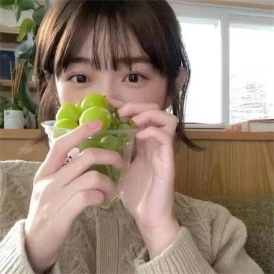 在此一群